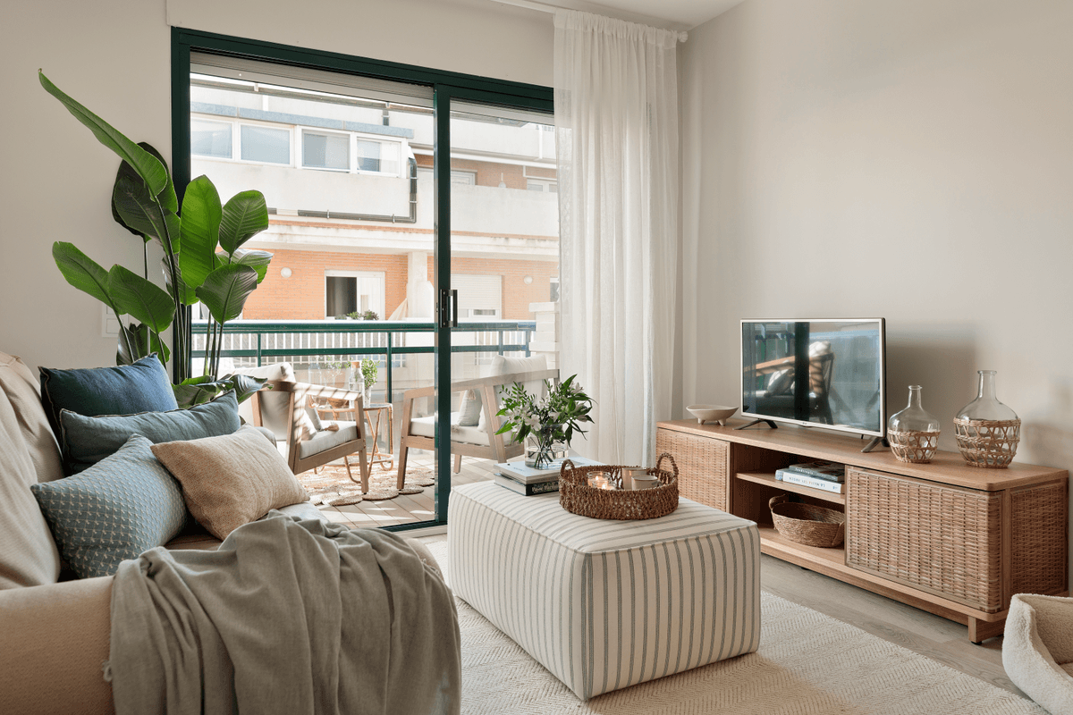 Robert Gerhard - Interior View 4